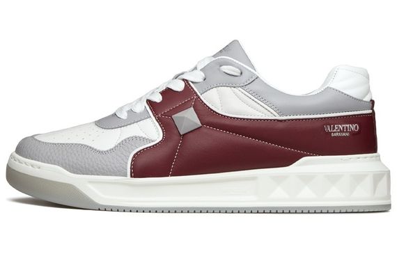 Valentino One Stud