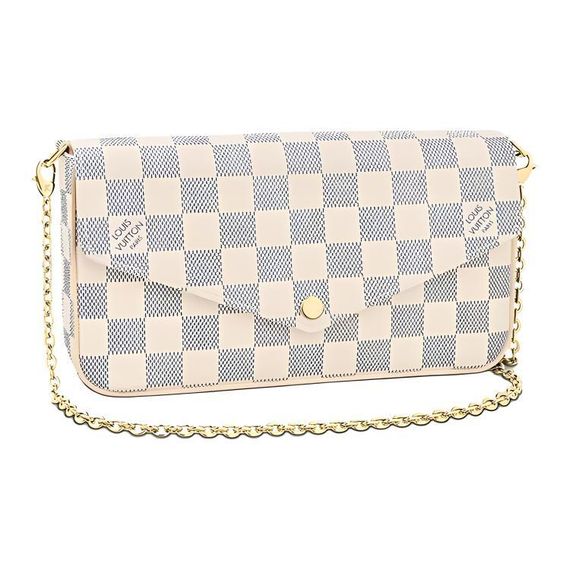 LOUIS VUITTON Pochette